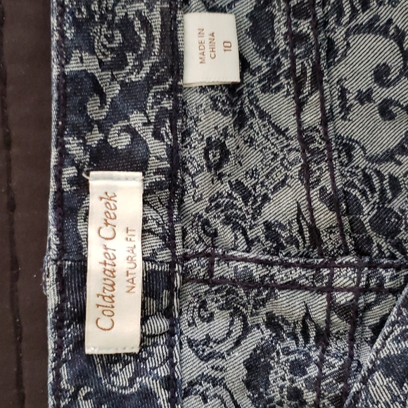 Jeans - Picture 3 of 3